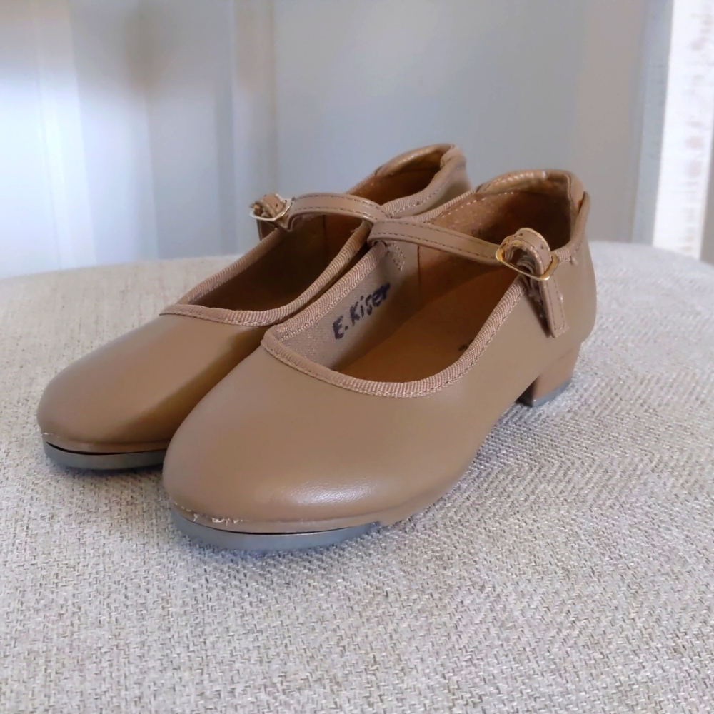 Tap shoes